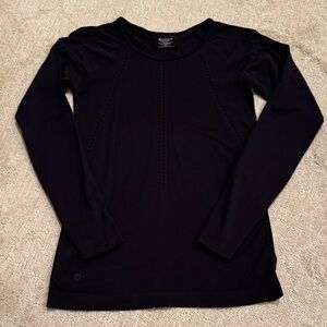 Athleta Foothills top